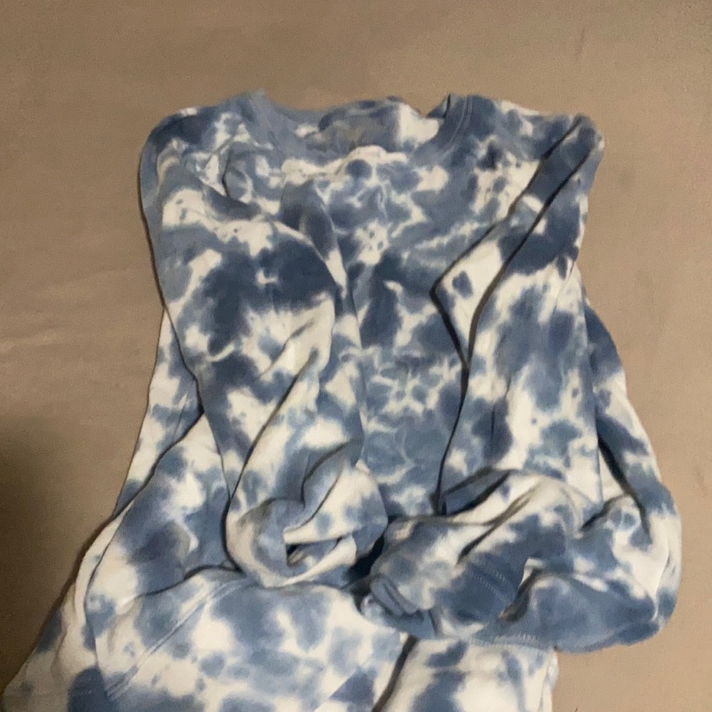 Crewneck